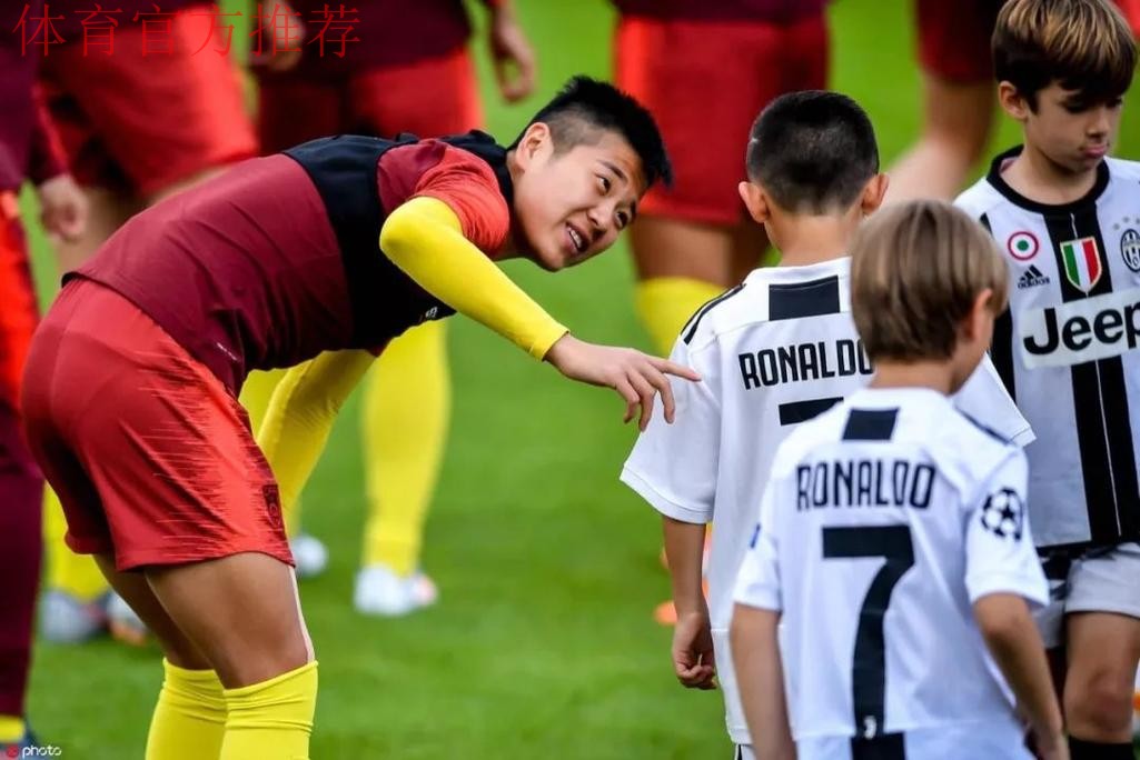 玫瑰再绽放 | 巴黎首训 中国女足迅速进入状态