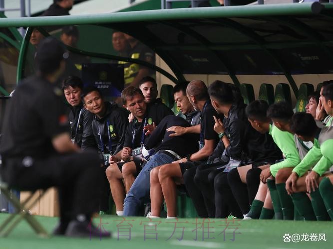 安帅:对红牌感到困扰 今天发生了我们没碰到过的事 安帅:对红牌感到困扰 今天发生了我们没碰到过的事